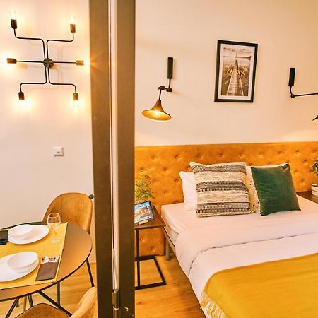 Camo Boutique Apartments Prague Exterior photo